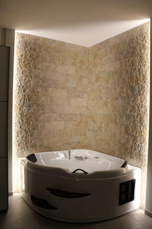 Villa Martina Luxury Rooms Desenzano del Garda Exterior photo